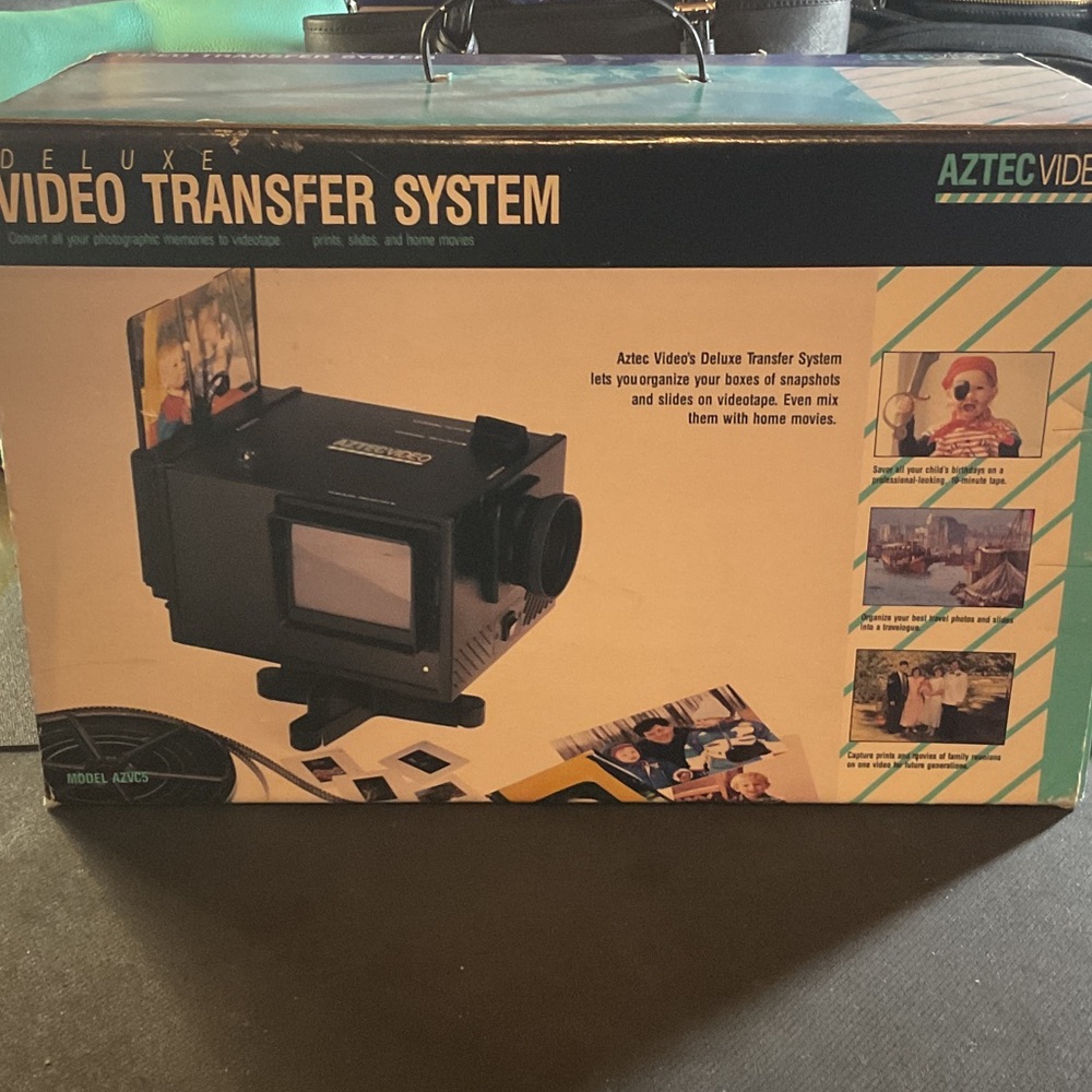 AztecVideo Deluxe Video Transfer System - Black